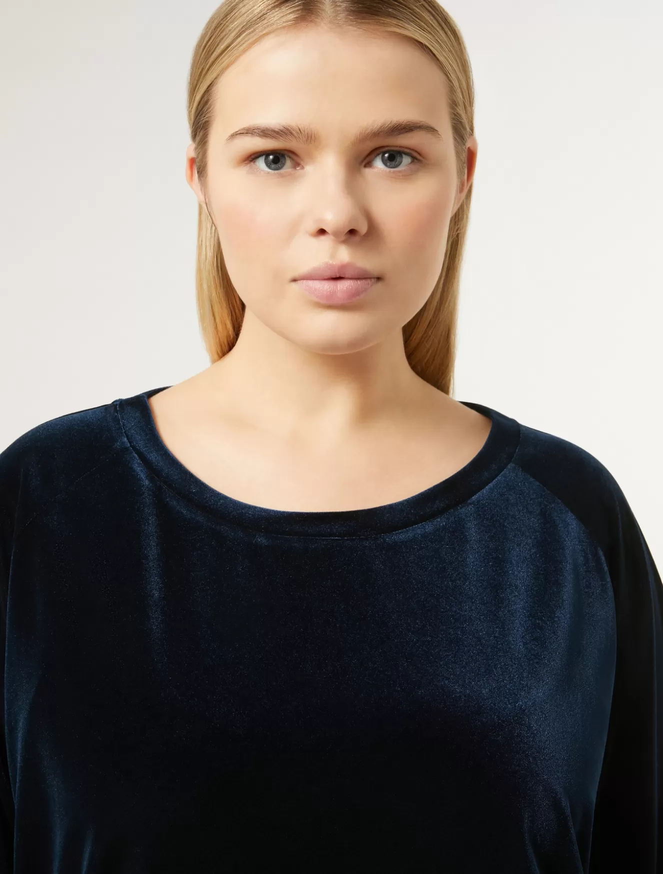 Tops & T-shirts | Tops & T-shirts<Marina Rinaldi Sweatshirt aus Stretch-Chenille NACHTBLAU