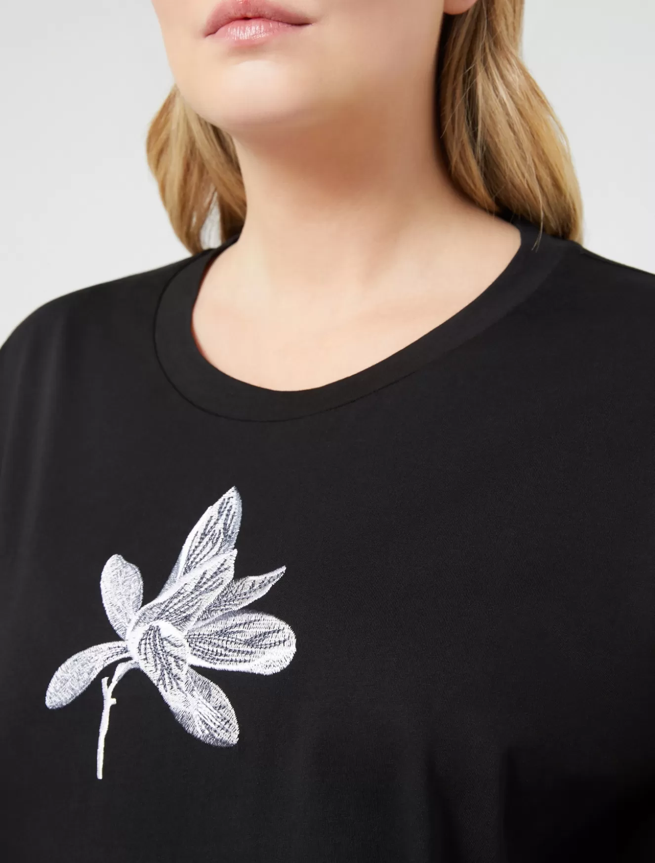 Tops & T-shirts | Tops & T-shirts<Marina Rinaldi T-Shirt aus Jersey mit Stickerei SCHWARZ